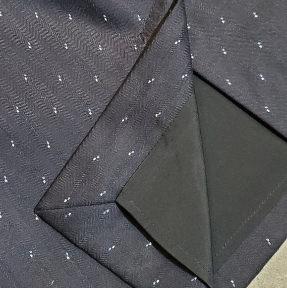 Gorgeous NWT RW&Co Navy Pencil Skirt - Picture 4 of 4